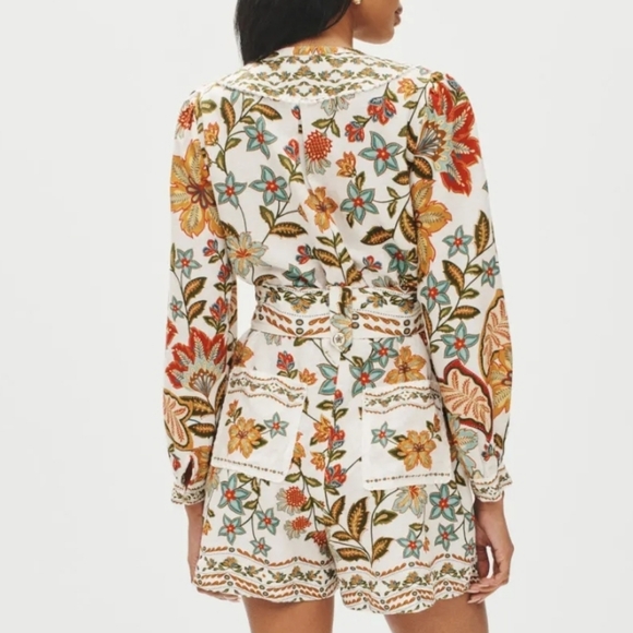 FARM Rio Botanicals Off-White Romper Size Small - Picture 2 of 10